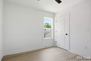 2806 Willow St, Charlotte, NC 28208 - Photo 21