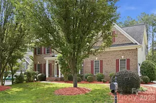 2940 Shady Reach Ln, Charlotte, NC 28214 - Photo 3