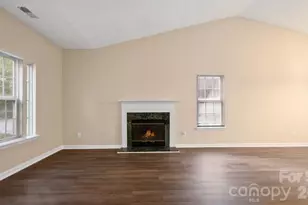 5322 Chinemist Ct, Charlotte, NC 28269 - Photo 5