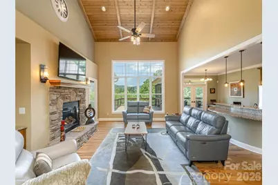 167 Tatham Road, Hendersonville, NC 28792 - Photo 9