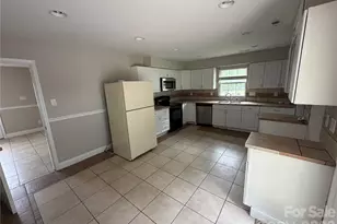 7101 Riding Trail Rd, Charlotte, NC 28212 - Photo 9