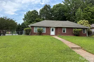 7101 Riding Trail Rd, Charlotte, NC 28212 - Photo 3