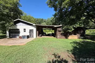3538 Back Creek Church Rd, Charlotte, NC 28213 - Photo 11