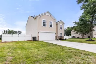 426 Brookhollow Dr, York, SC 29745 - Photo 3