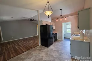 221 Auten Cir, Mount Holly, NC 28120 - Photo 3