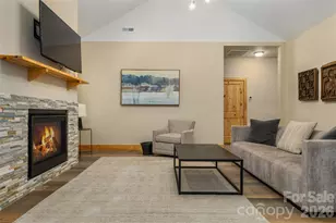 48 River Walk Dr, Asheville, NC 28804 - Photo 5