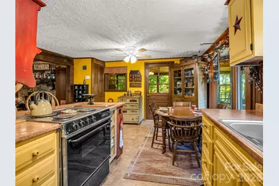 1208 Forest Lake Heights Drive, Nebo, NC 28761 - Photo 19
