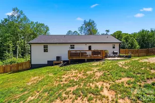 2370 Ellen St, Granite Falls, NC 28630 - Photo 25
