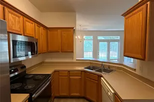 4606 Kingsland Ct, Charlotte, NC 28269 - Photo 7