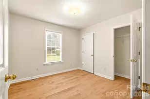 3892 Stoney Creek Dr, Lincolnton, NC 28092 - Photo 27