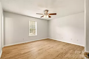 3892 Stoney Creek Dr, Lincolnton, NC 28092 - Photo 13
