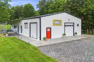 615 Don Felmet Rd, Marshall, NC 28753 - Photo 31