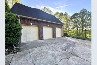 2983 Rockwood Drive, Lenoir, NC 28645 - Photo 41