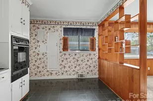 1006 S Main St, Landis, NC 28088 - Photo 17
