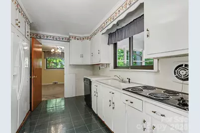 1006 S Main Street, Landis, NC 28088 - Photo 7