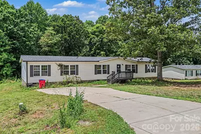 4533 Red Apple Drive #9, Bessemer City, NC 28016 - Photo 3