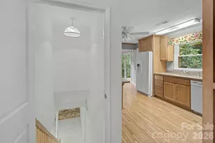22 Mayfair Dr, Candler, NC 28715 - Photo 21