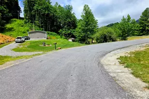 30 Evergreen Rd, Burnsville, NC 28714 - Photo 5