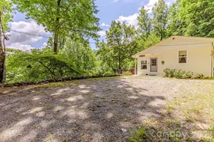 1680 Williamson Rd, Whittier, NC 28789 - Photo 3