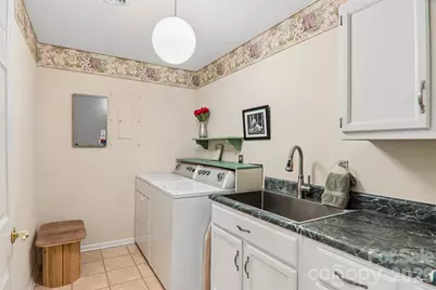 138 Woodbridge Drive, Hendersonville, NC 28739 - Photo 31