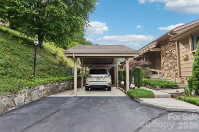 138 Woodbridge Drive, Laurel Park, NC 28739 - Photo 7