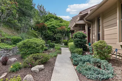 138 Woodbridge Drive, Hendersonville, NC 28739 - Photo 3