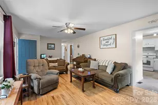 125 Round Mountain Rd, Brevard, NC 28747 - Photo 5