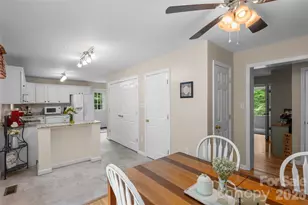 125 Round Mountain Rd, Brevard, NC 28747 - Photo 11