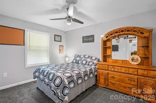 125 Round Mountain Rd, Brevard, NC 28747 - Photo 15