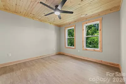 212 Brigsy Lane, Whittier, NC 28789 - Photo 23