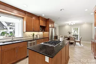 3921 River Ridge Rd, Charlotte, NC 28226 - Photo 11