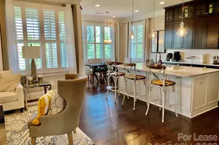 15109 High Bluff Ct, Charlotte, NC 28278 - Photo 9