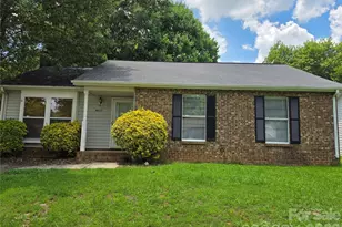 4827 Harri Ann Dr, Charlotte, NC 28227 - Photo 1