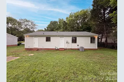 10015 Garth Wood Road, Charlotte, NC 28273 - Photo 17