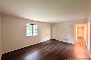 10015 Garth Wood Rd, Charlotte, NC 28273 - Photo 7