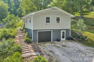 644 Valley Rd, Spruce Pine, NC 28777 - Photo 5