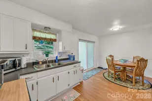 644 Valley Rd, Spruce Pine, NC 28777 - Photo 13