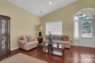 309 Mill Rd, Charlotte, NC 28216 - Photo 15