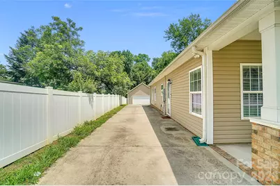 309 Mill Road, Charlotte, NC 28216 - Photo 45