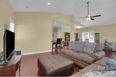 309 Mill Road, Charlotte, NC 28216 - Photo 23