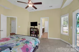 309 Mill Rd, Charlotte, NC 28216 - Photo 35