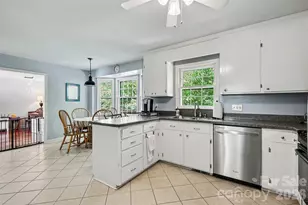 11808 Tall Oak Pl, Charlotte, NC 28226 - Photo 13