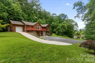 134 Valle Way, Hendersonville, NC 28739 - Photo 27