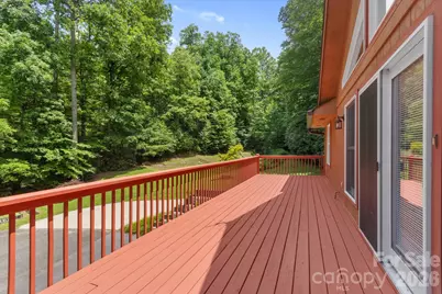 134 Valle Way, Hendersonville, NC 28739 - Photo 17