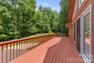 134 Valle Way, Hendersonville, NC 28739 - Photo 17