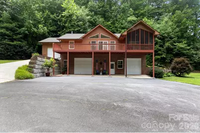 134 Valle Way, Hendersonville, NC 28739 - Photo 23