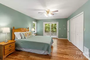 134 Valle Way, Hendersonville, NC 28739 - Photo 7