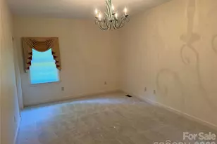128 Temple Ln, Blacksburg, SC 29702 - Photo 21