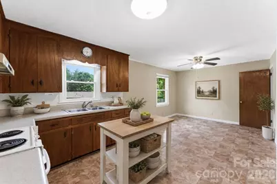 609 Temple Street, Kings Mountain, NC 28086 - Photo 9
