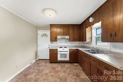 609 Temple Street, Kings Mountain, NC 28086 - Photo 11